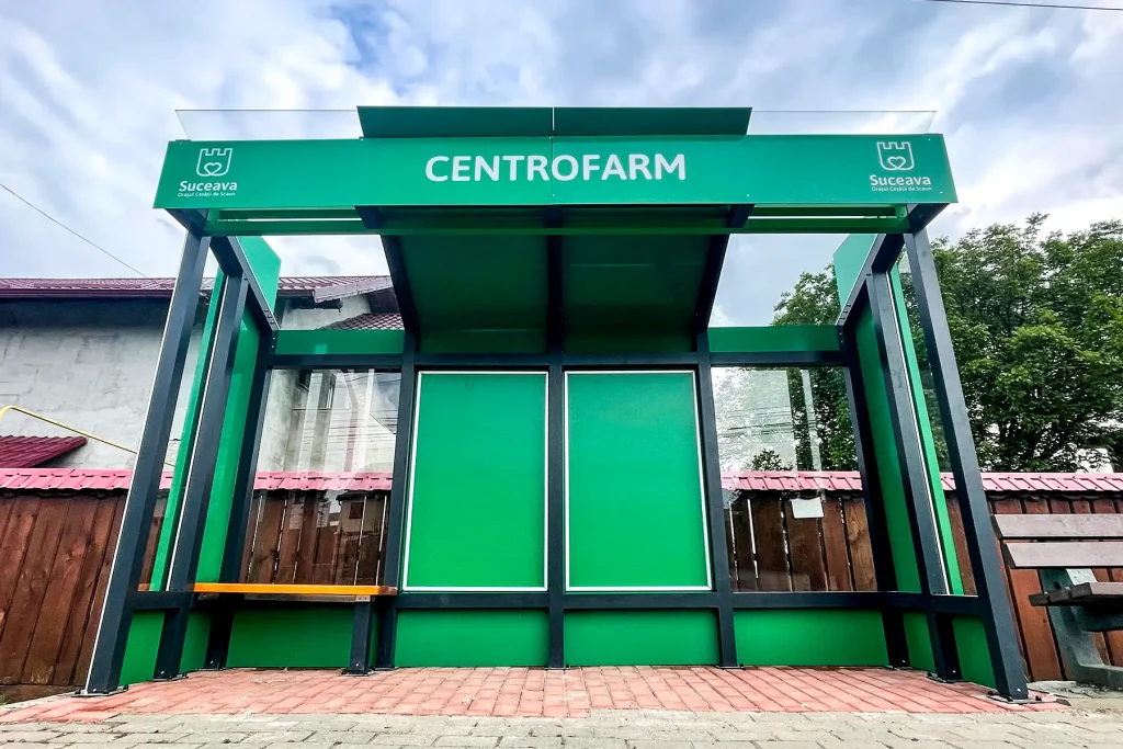 Stație autobuz Centrofarm față - Suceava