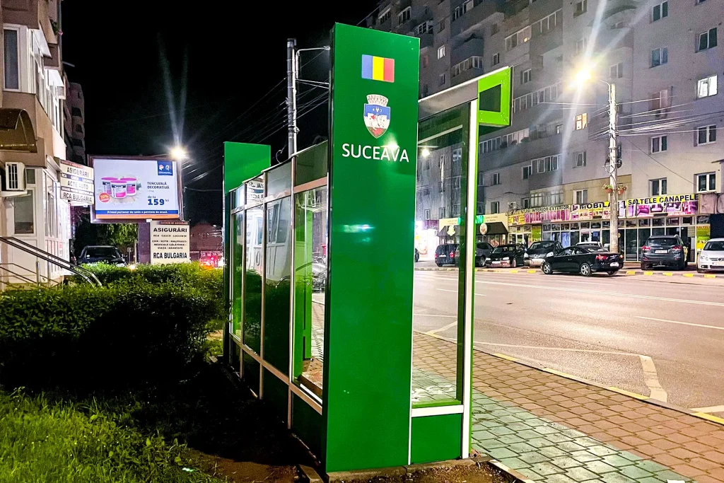 Stație autobuz Suceava, principală (vedere laterală)